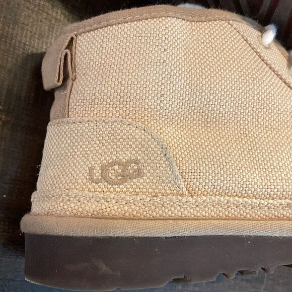 UGG Nuemel Tan Canvas Ankle Boots size 8 women’s - Picture 2 of 11